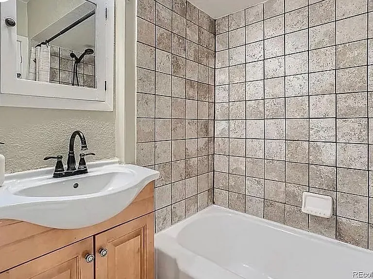7401 W 48th Ave — Photo 7