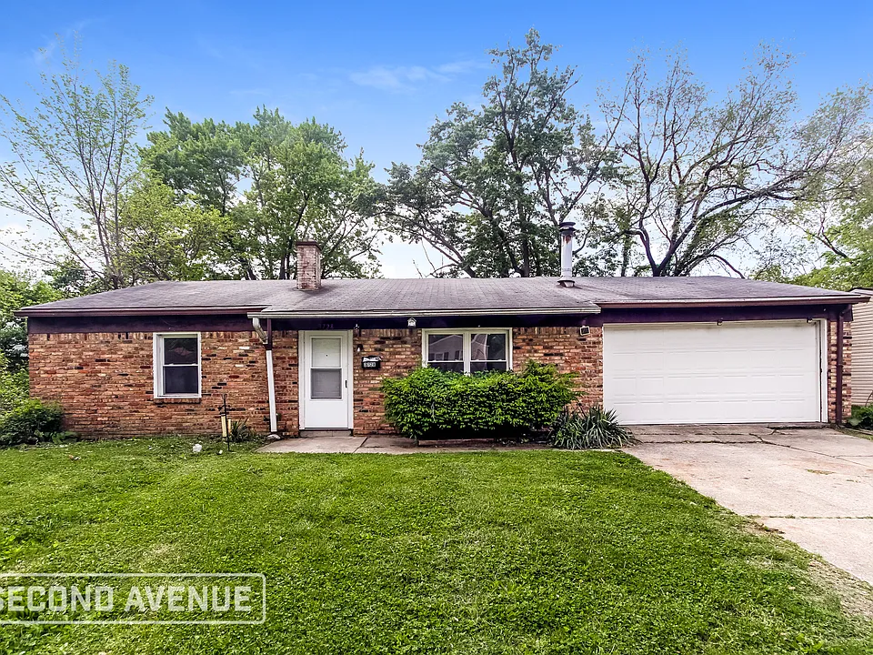 3728 N Brentwood Ave