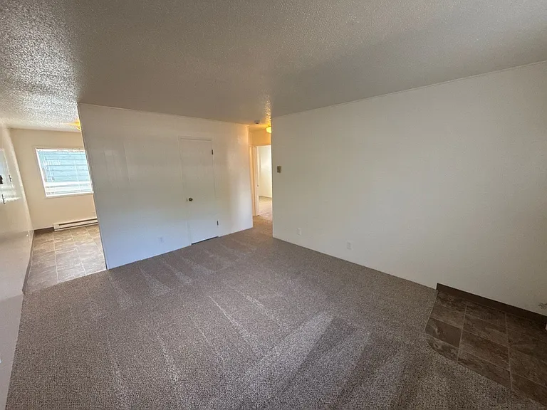 550 SW Levens St #21 — Photo 3