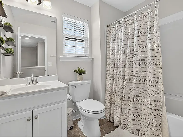 7019 Hamilton Mill Dr — Photo 29