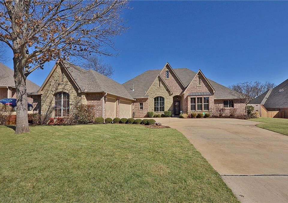 1st image of 3024 Thornbrooke Blvd