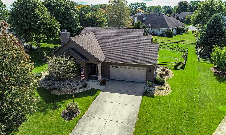 1st image of 22950 Alderwood Ct