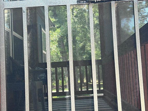 3rd image of 340 Windwood Dr