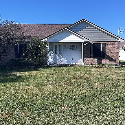 2nd image of 305 Kathy Dr