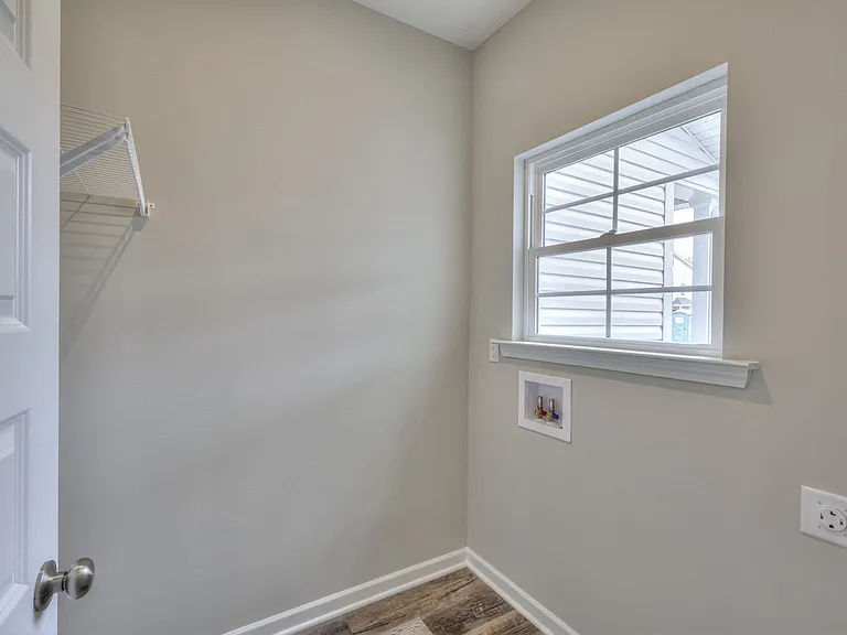 113 Creek Wood Rd — Photo 6
