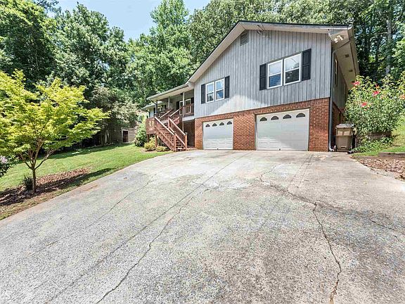 2nd image of 134 Creekview Dr #20