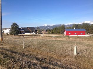 11061 Twin View Rd, Cascade, ID 83611