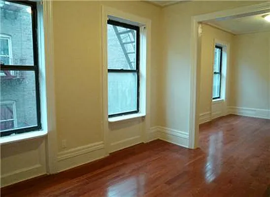 Rented by Warburg | media 41