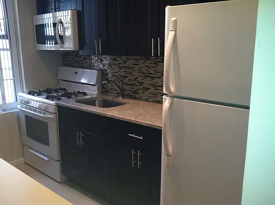 Rented by Ilene Axelowitz, LREB | media 21