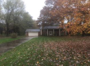 475 Center Rd, Conneaut, OH 44030