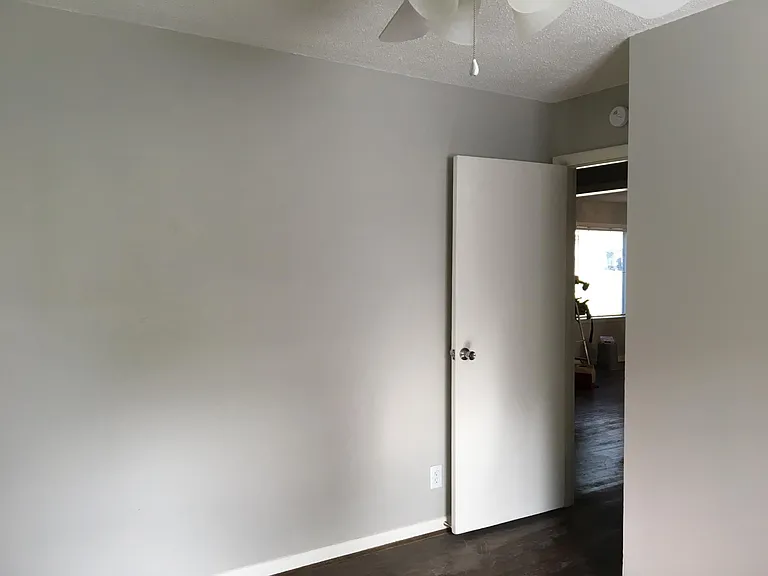 640 Yowell Ave — Photo 5