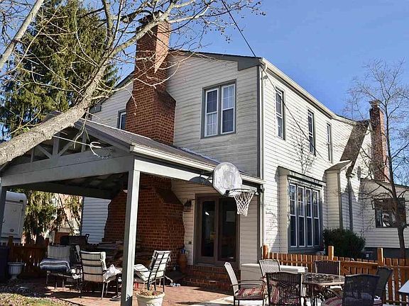 3rd image of 630 W Washington St