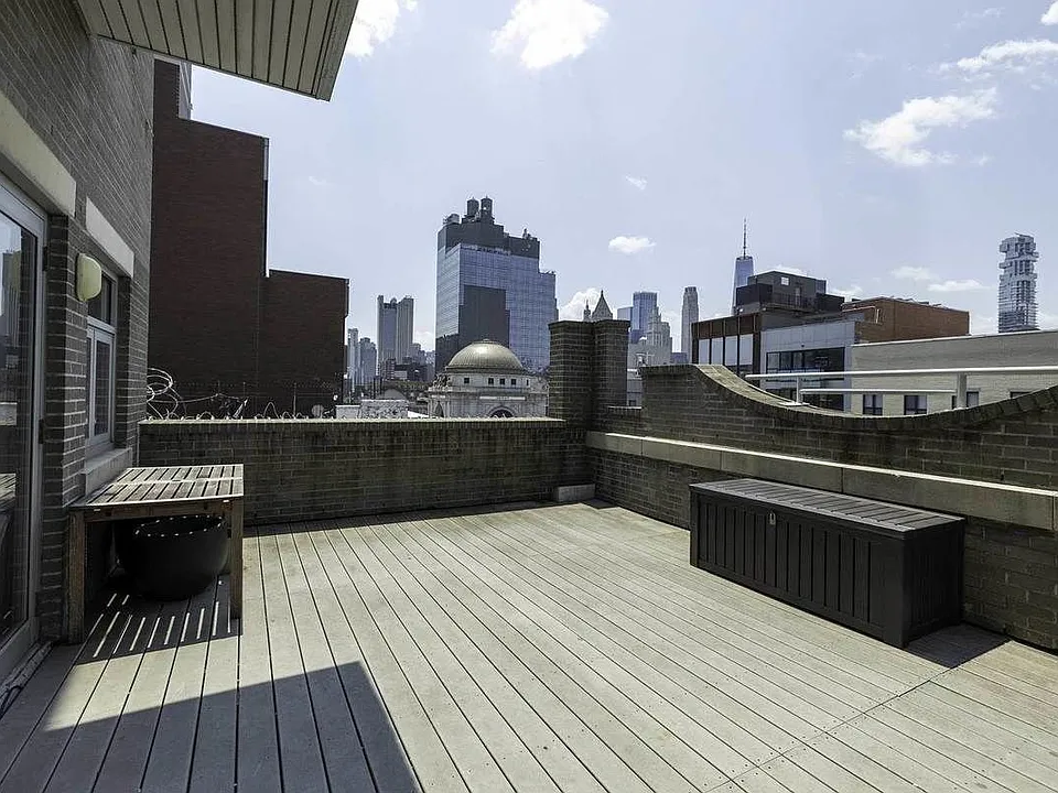 87 Bowery #601
