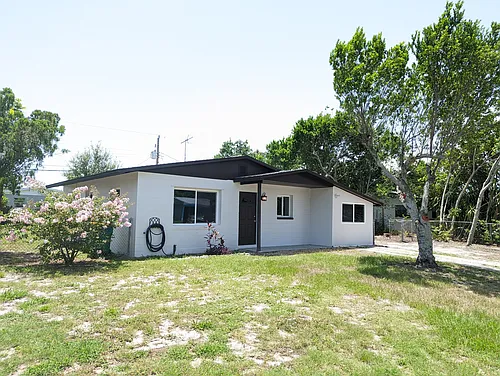 2215 King Richard Rd Photo 1 2215 King Richard Rd Photo 1