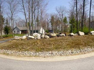 33 Ambrose Cir, Gray, ME 04039