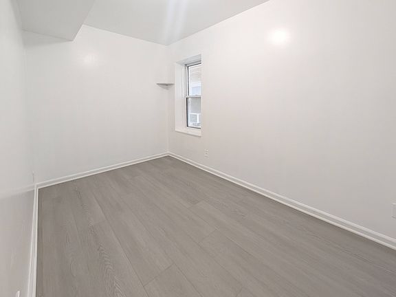 5th image of 3242 S Hoyne Ave APT 1F