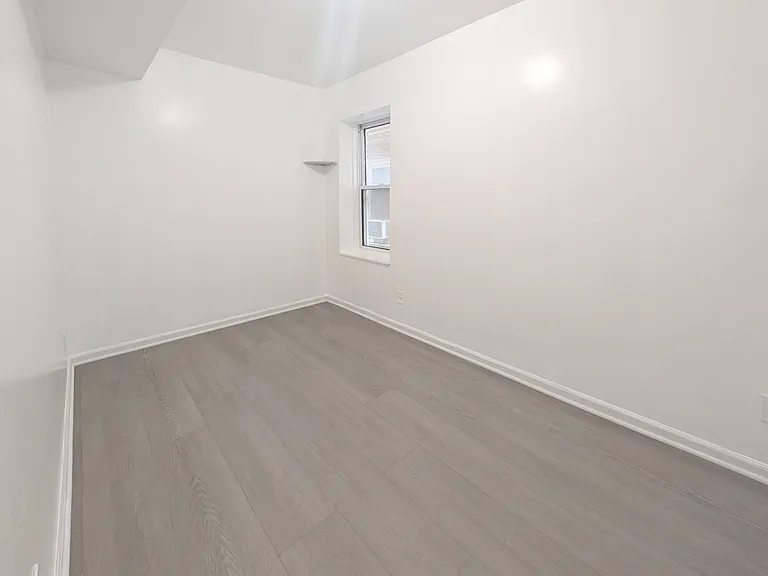 3242 S Hoyne Ave #1F — Photo 5