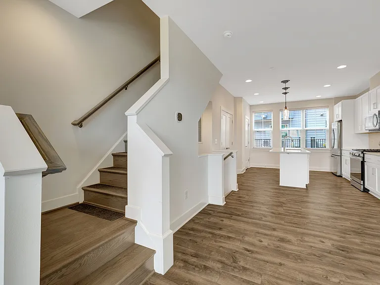 11247 Beaker St — Photo 11