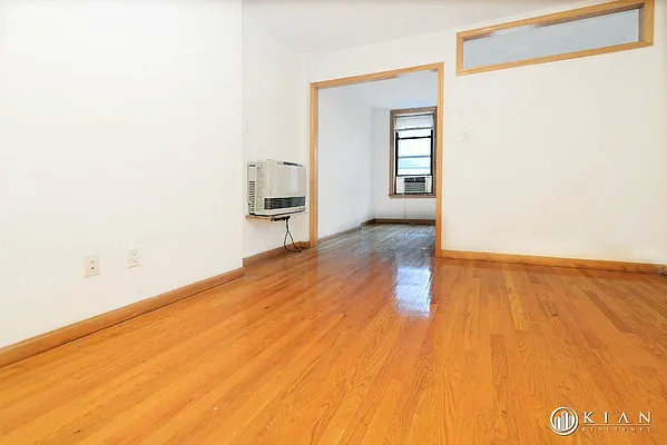 Rented by Kian Realty | media 13