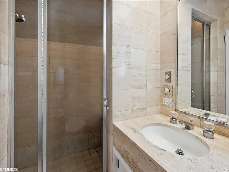 60 Mount Joy Ave — Photo 14