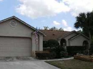 569 Lakeshore Cir, Lake Mary, FL 32746