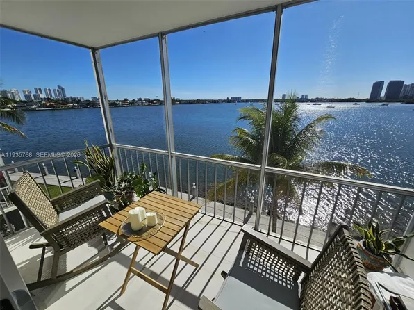 3000 S Marcos Dr #P402, North Miami Beach, FL 33160