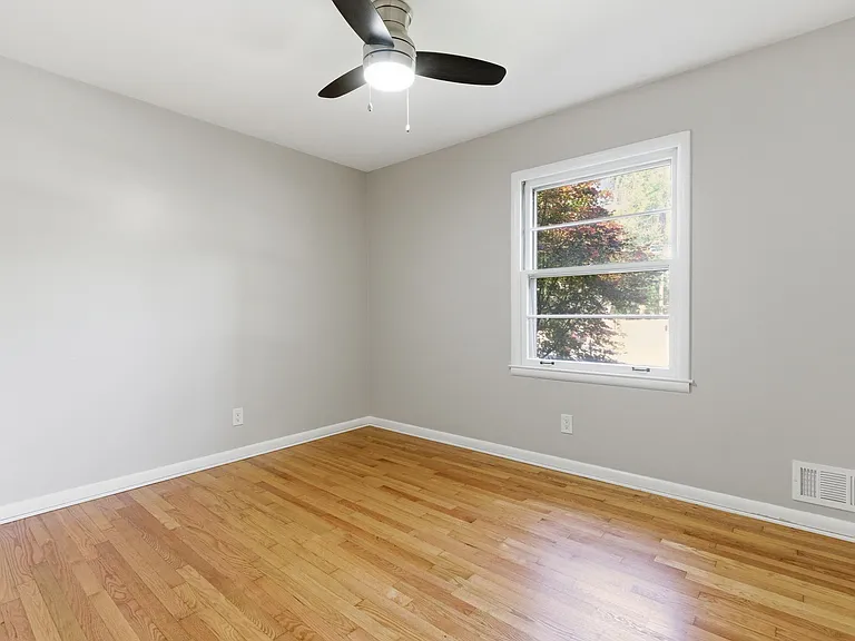 2722 Frontier Ct — Photo 12