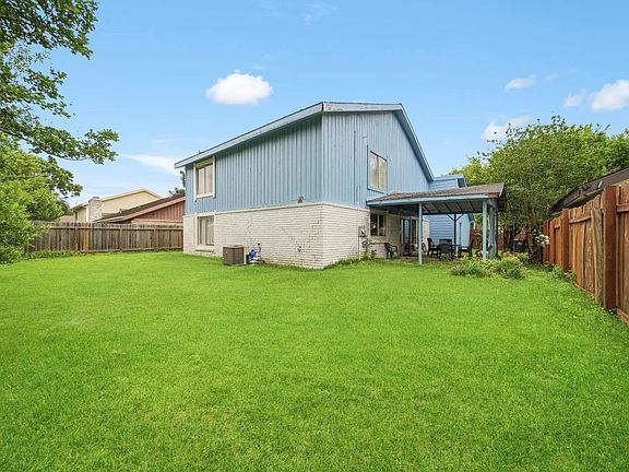 5th image of 7642 Candlegreen Ln