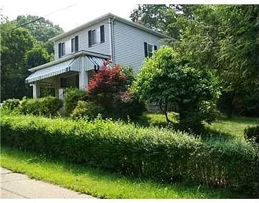 604 Montview St photo 1