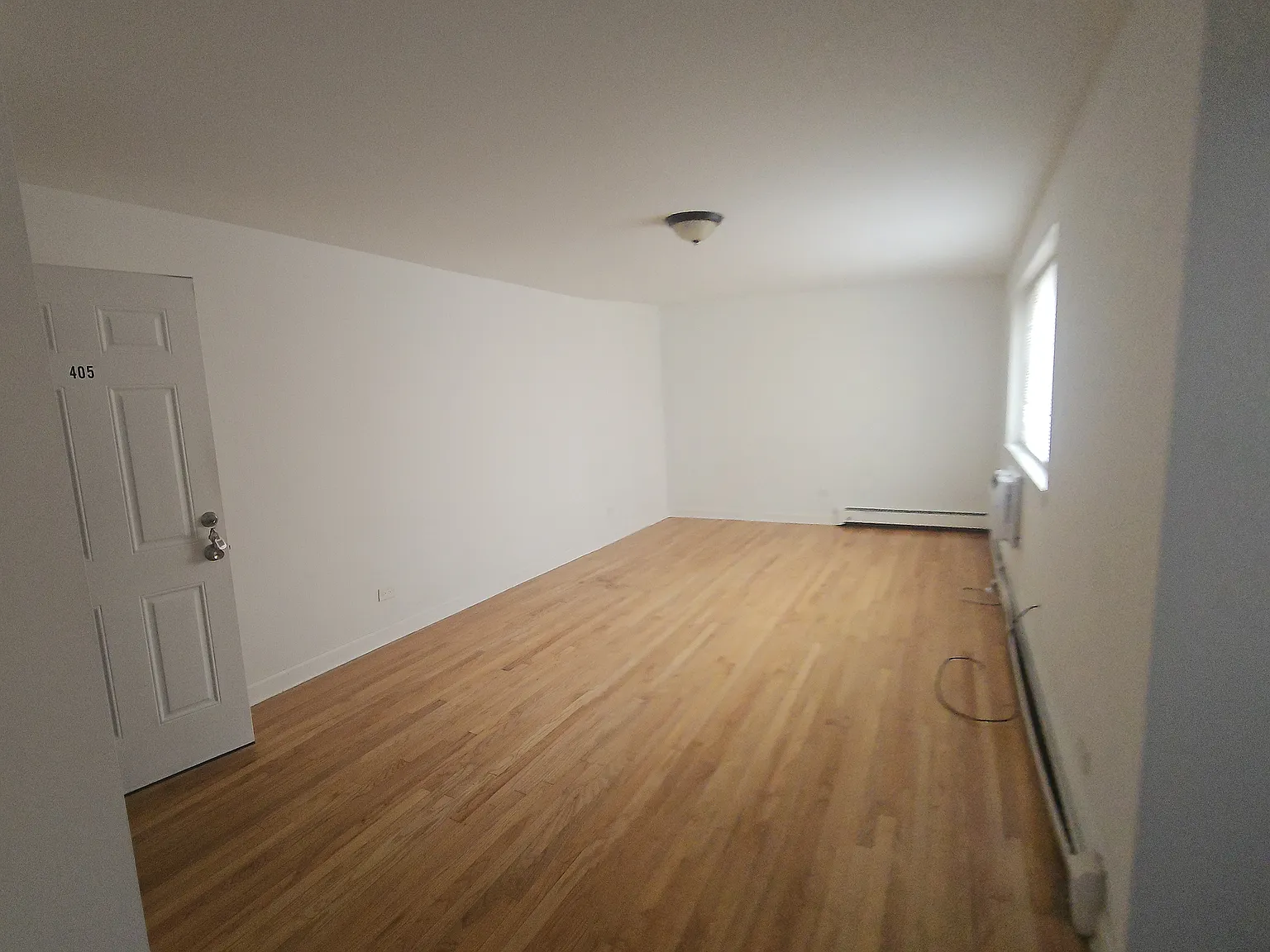 Studio, 495 sqft, $1,295 — Photo 3