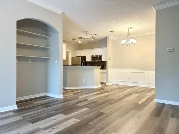 10000 N Gate Pkwy #225, Jacksonville, FL 32246