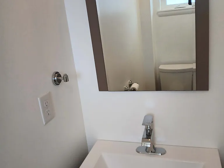 1 Hemstreet Ave — Photo 31