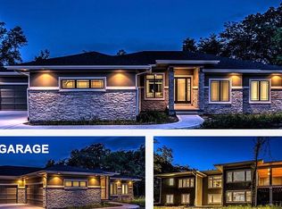 5534 SW Lake Ridge Dr, West Des Moines, IA 50265