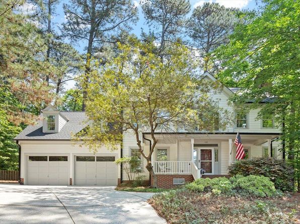 112 Parkspring Ct, Cary, NC 27519