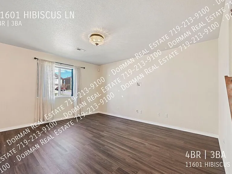 11601 Hibiscus Ln — Photo 7
