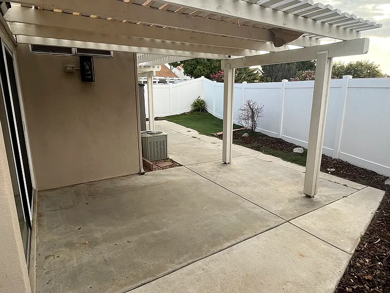28098 Lemonwood Dr — Photo 8