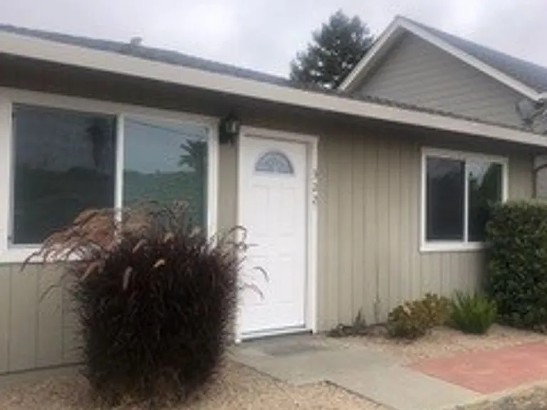 322 Trescony St — Photo 2