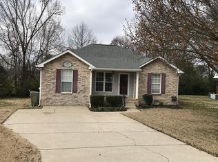 809 Spring Meadows Ln, Lebanon, TN 37087