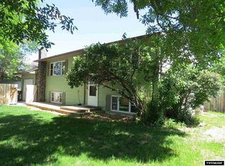 846 S 7th St, Lander, WY 82520