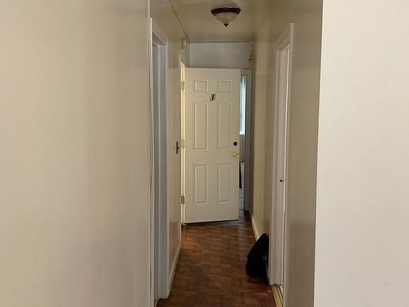 5th image of 788 Dawson St Floor 1