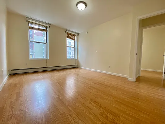 Rented by Elmekies Equities | media 11