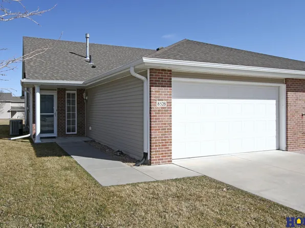8528 Flintlock Cir, Lincoln, NE 68526