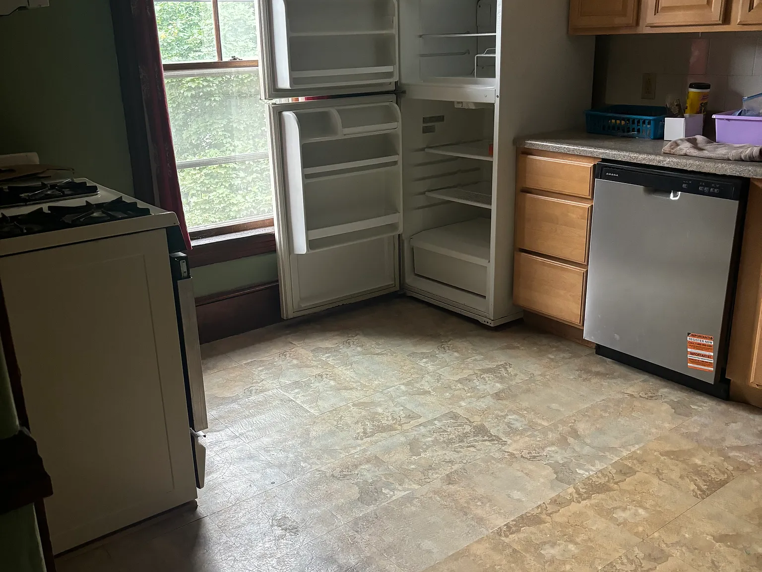 2 bed, 900 sqft, $1,700 — Photo 2