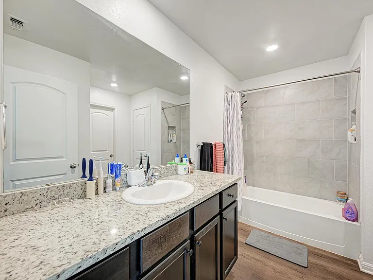 132 Maywood Ln — Photo 22