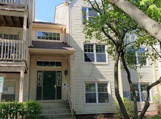 29 Timber Dr APT 68, Clifton, NJ 07014