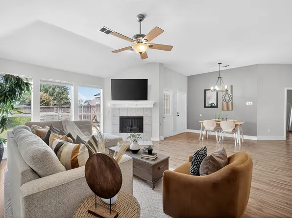 2420 Fieldcrest Dr, Rockwall, TX 75032