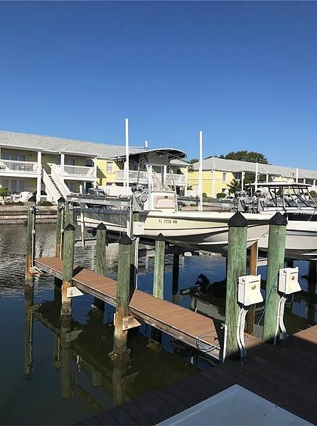 2nd image of 4927 Cobia Dr SE