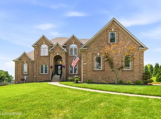 5314 High Crest Dr, Crestwood, KY 40014