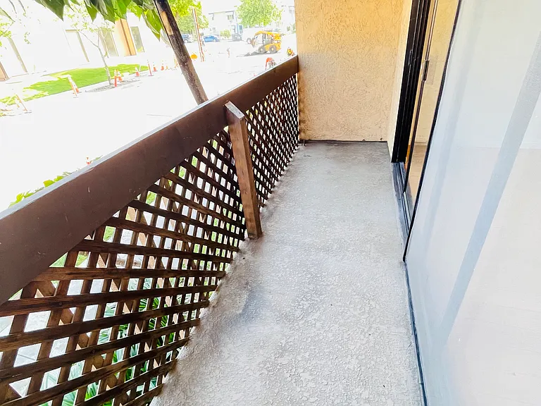 2425 Canada Blvd #106 — Photo 31