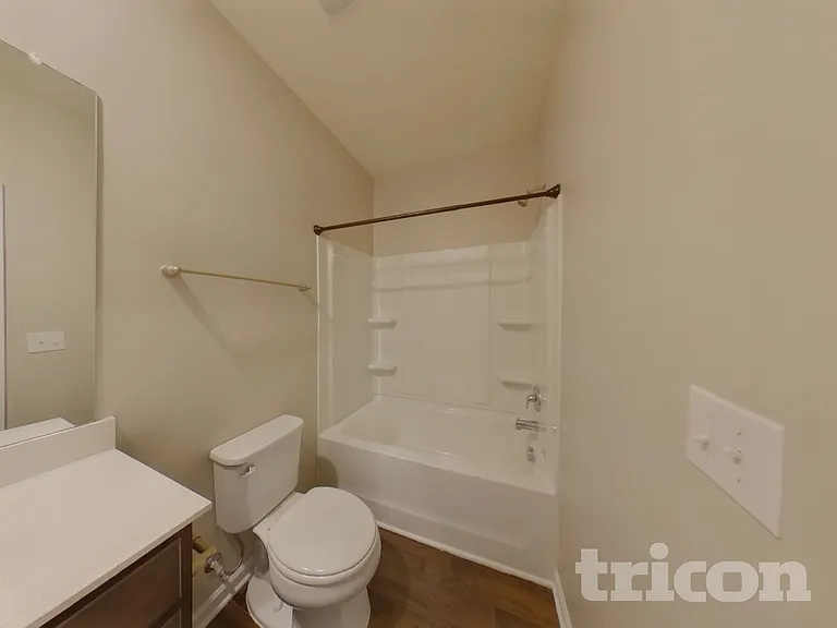 2818 Buzz St — Photo 14